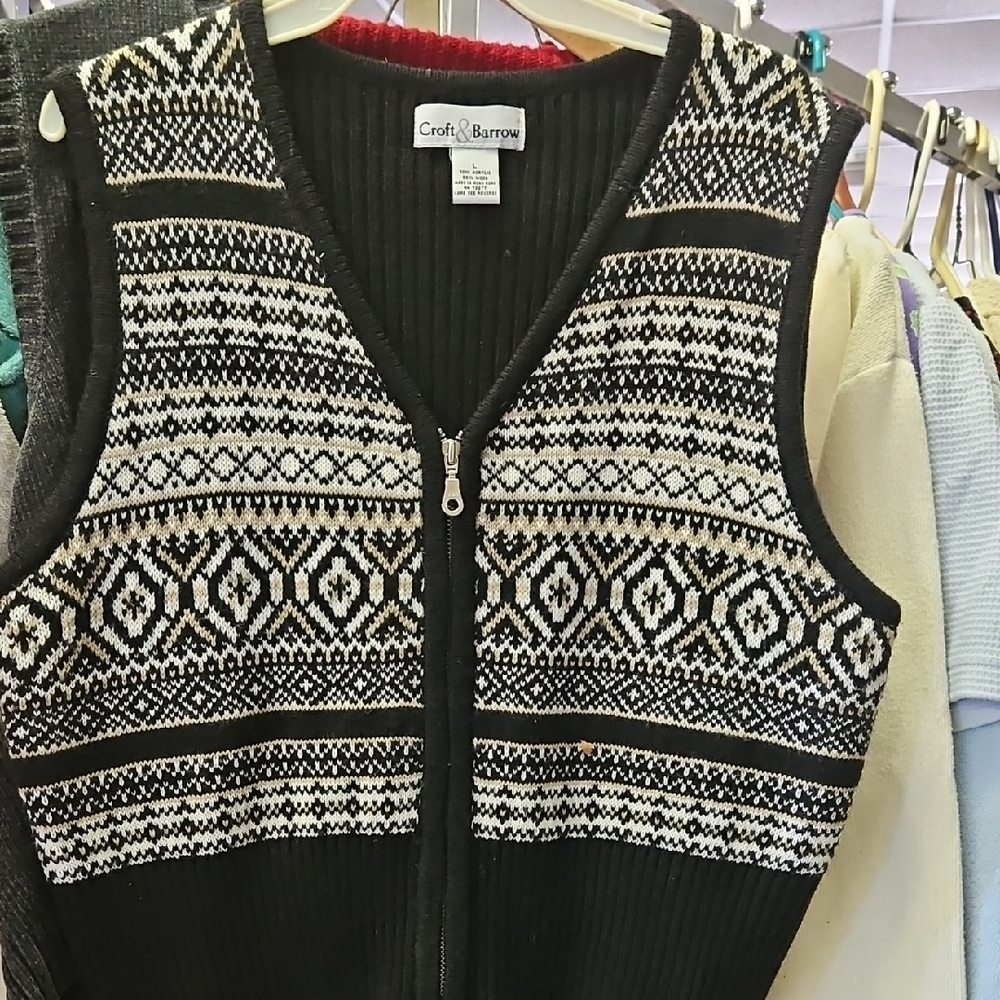 Craft & Barrow Black And White Patterned Vest